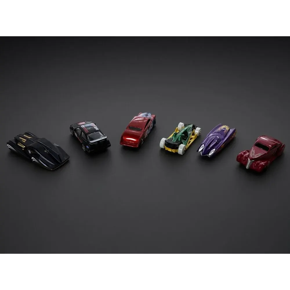 Hot Wheels Batmobile Style Diecast Lot 1:64